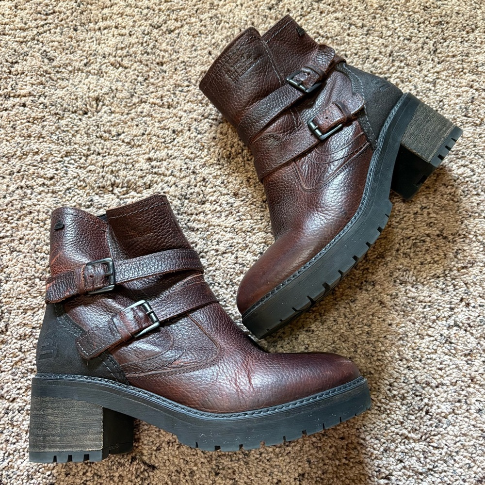 BullBoxer Brown Leather Ankle Boots EUC